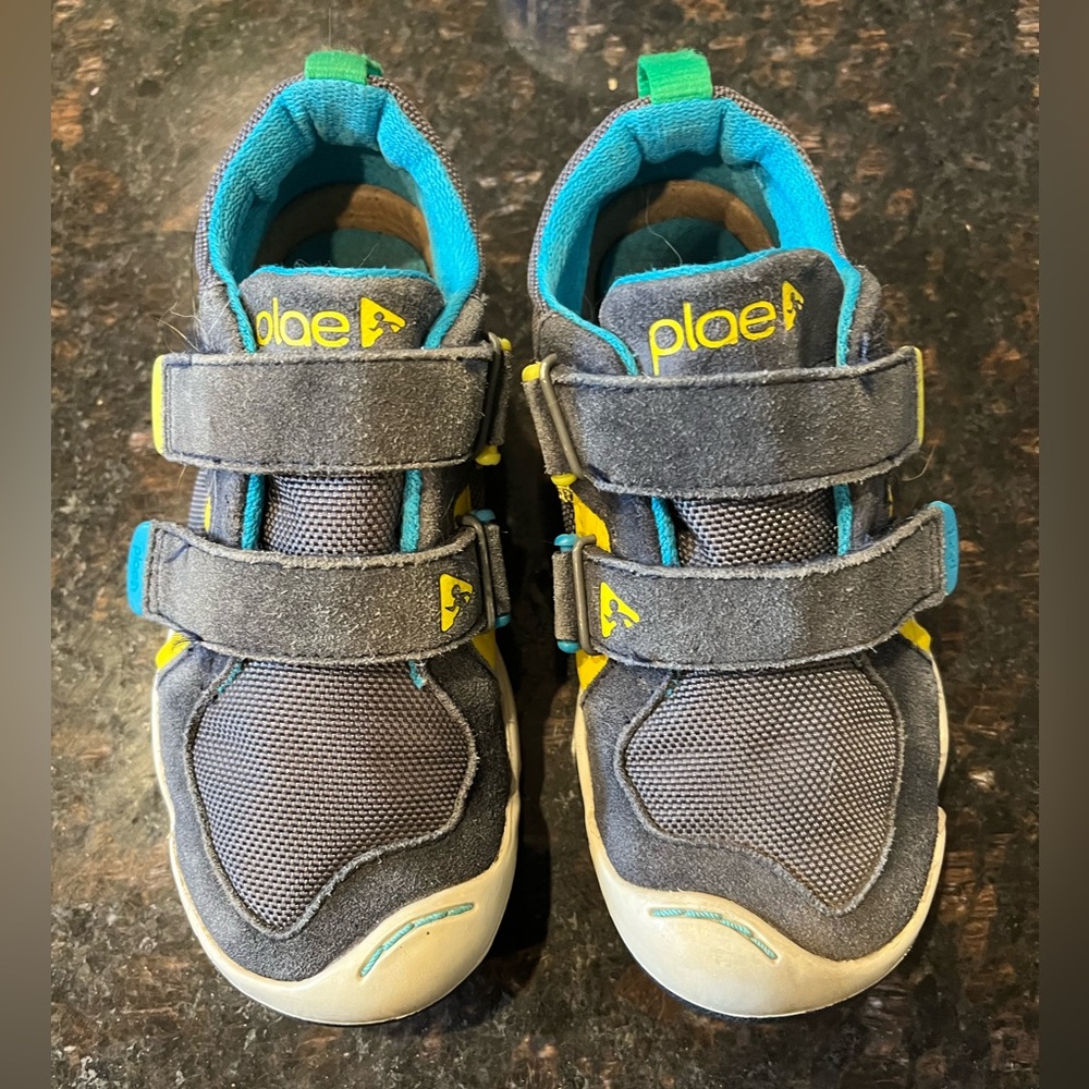 PLAE little kids shoes size 12
